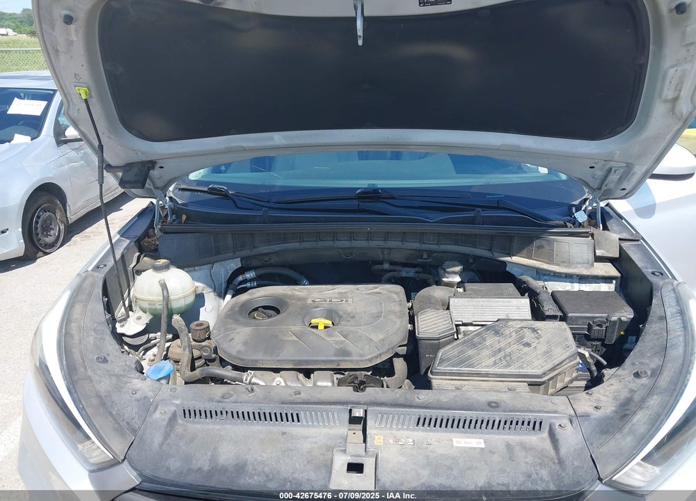 2017 HYUNDAI TUCSON VIN: KM8J33A46HU327369