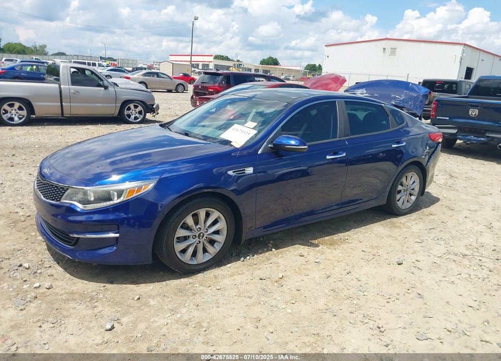 2016 KIA OPTIMA VIN: 5XXGU4L3XGG071568