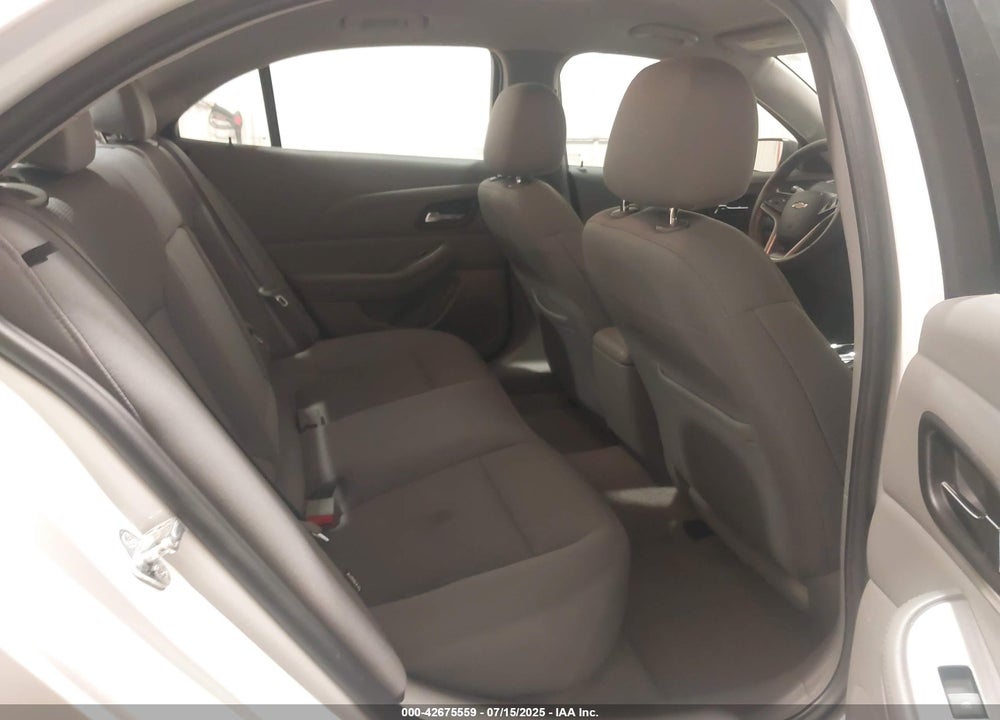 2016 CHEVROLET MALIBU LIMITED VIN: 1G11B5SA3GF105553
