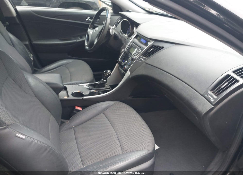 2011 HYUNDAI SONATA VIN: 5NPEC4AC9BH293920