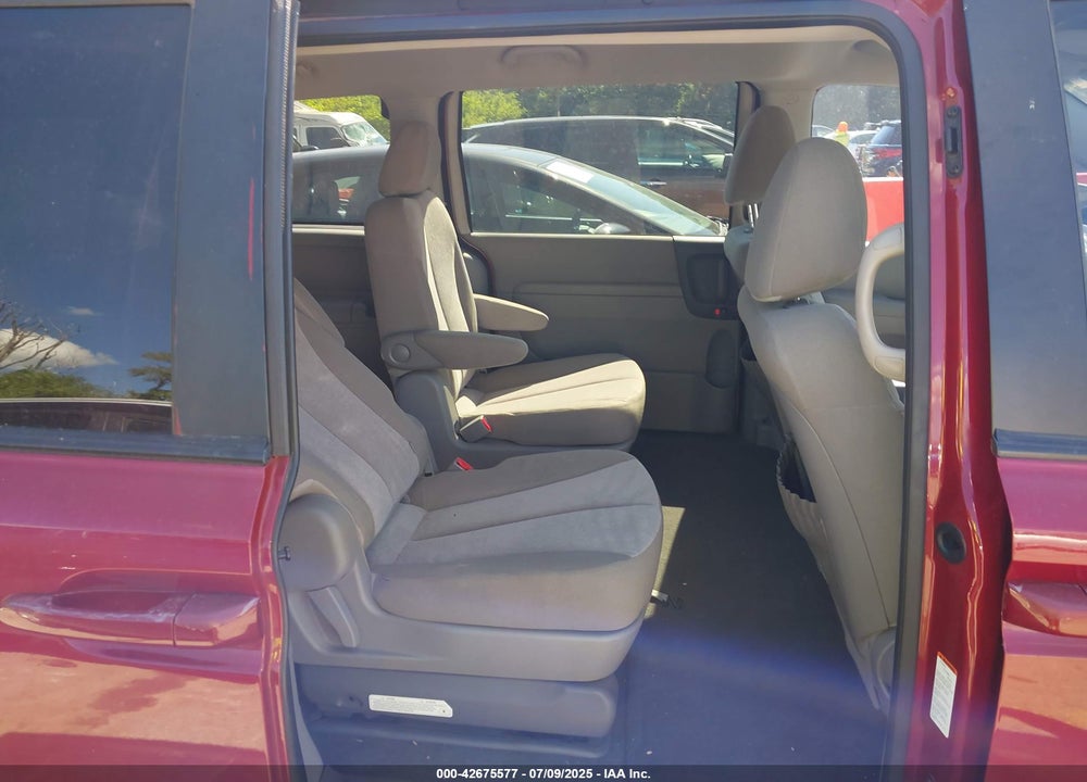 2014 KIA SEDONA LX VIN: KNDMG4C79E6540917