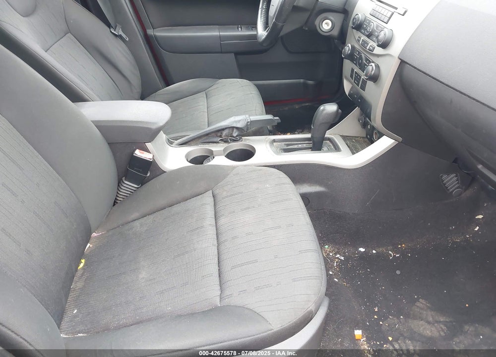 2008 FORD FOCUS VIN: 1FAHP35N48W175483