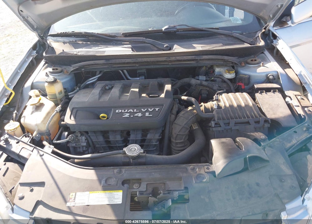 2013 CHRYSLER 200 VIN: 1C3CCBBB0DN705795