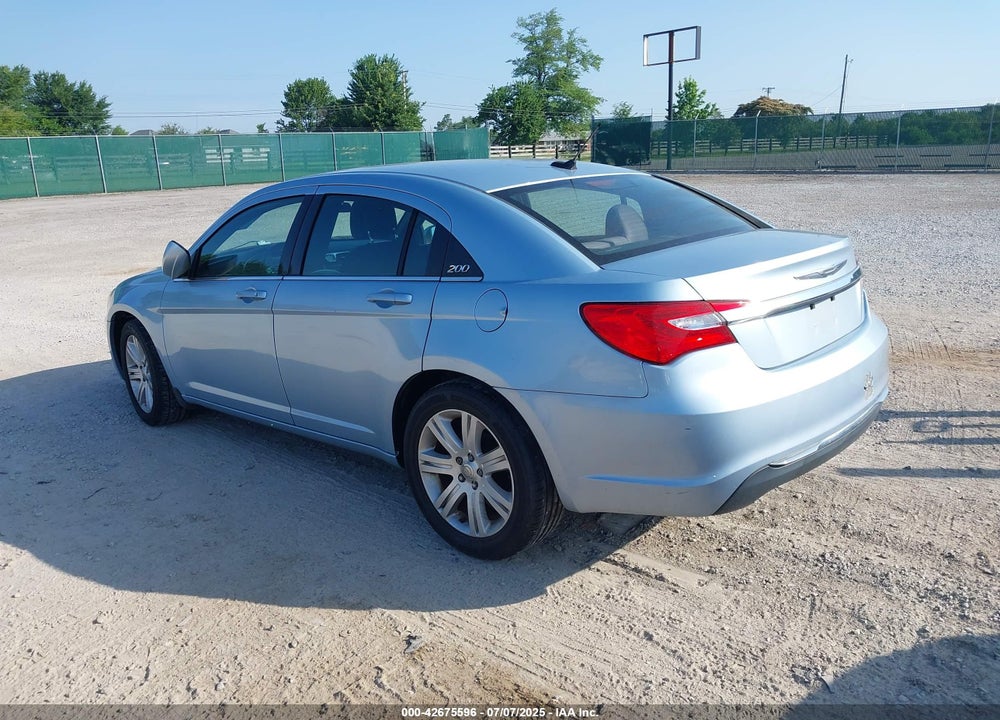 2013 CHRYSLER 200 VIN: 1C3CCBBB0DN705795