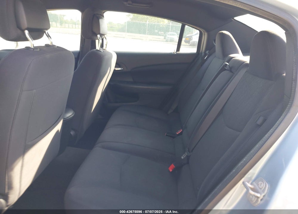 2013 CHRYSLER 200 VIN: 1C3CCBBB0DN705795