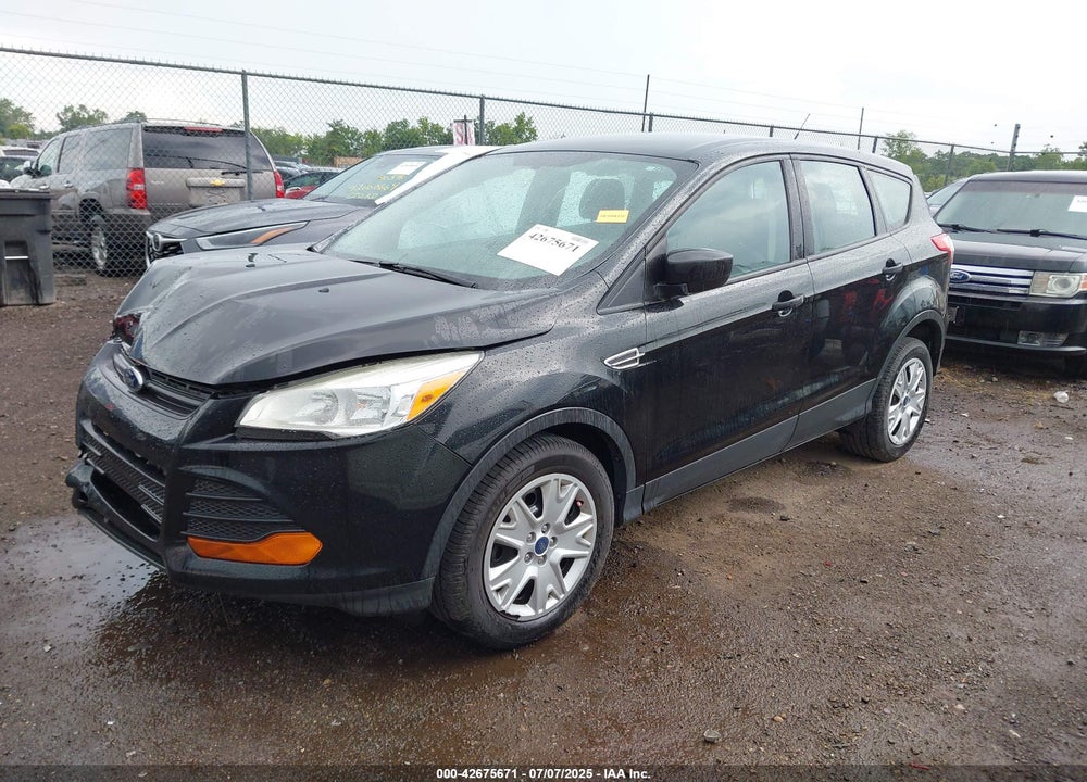 2014 FORD ESCAPE S VIN: 1FMCU0F7XEUA99301