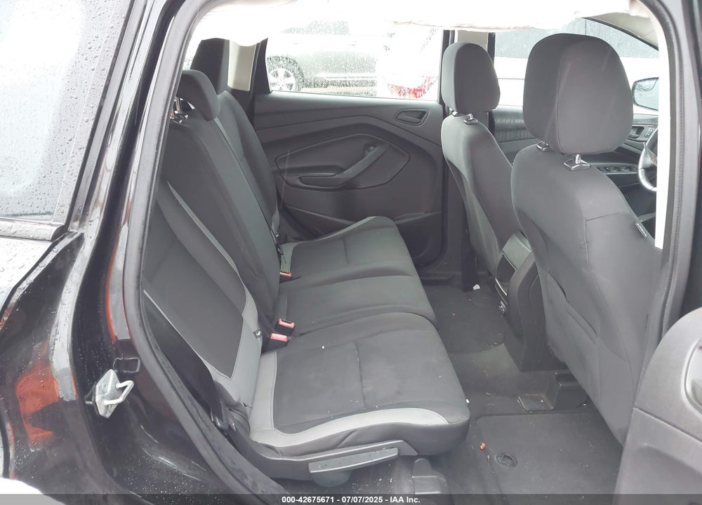 2014 FORD ESCAPE S VIN: 1FMCU0F7XEUA99301