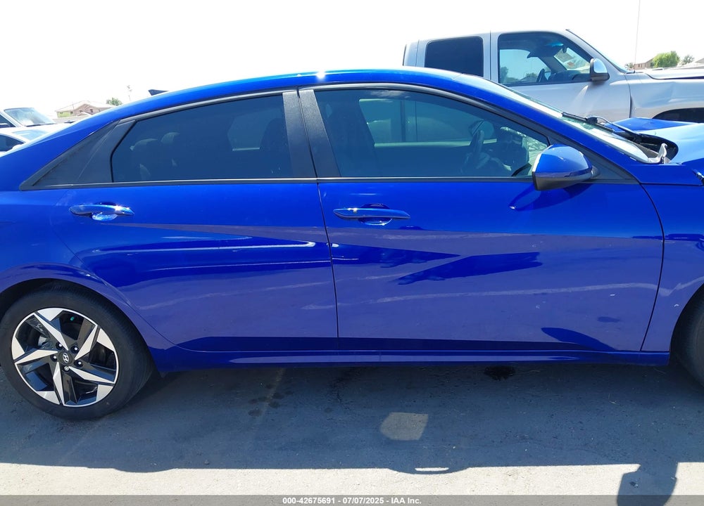 2023 HYUNDAI ELANTRA SEL VIN: KMHLS4AG6PU483101