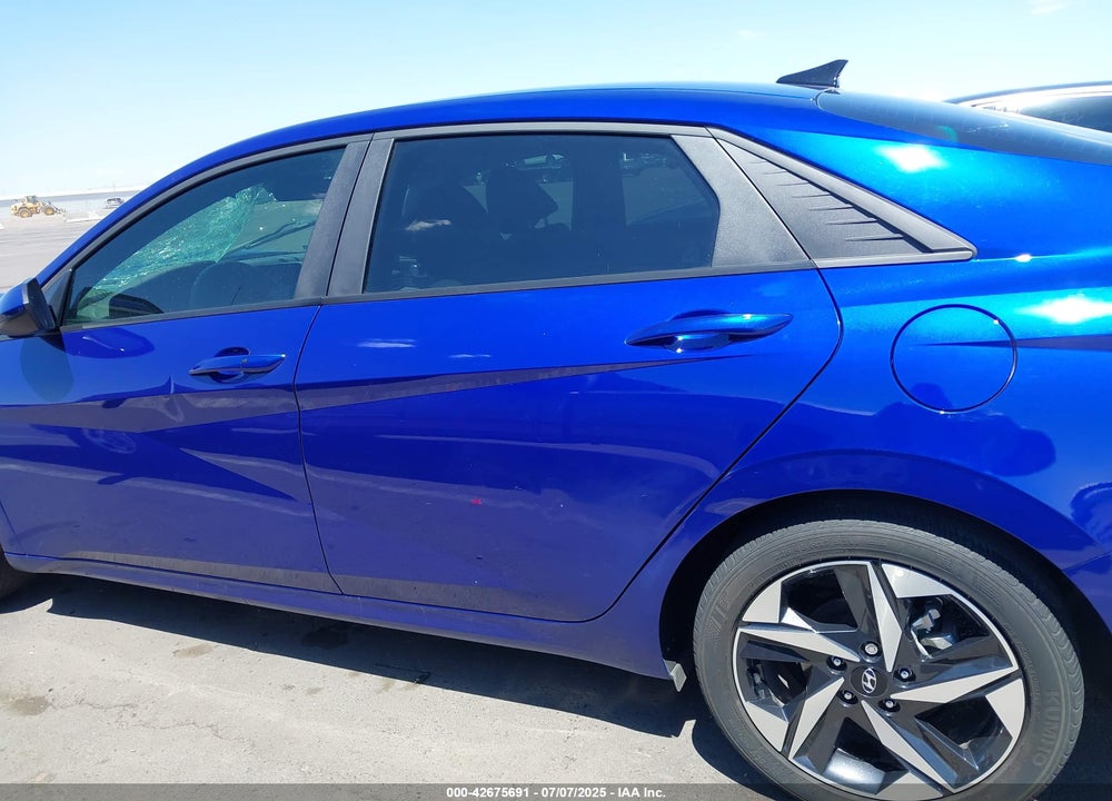 2023 HYUNDAI ELANTRA SEL VIN: KMHLS4AG6PU483101
