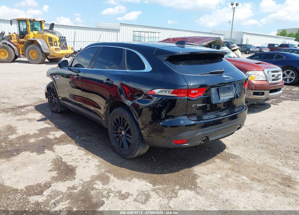 2020 JAGUAR F-PACE VIN: SADCK2GX1LA638864