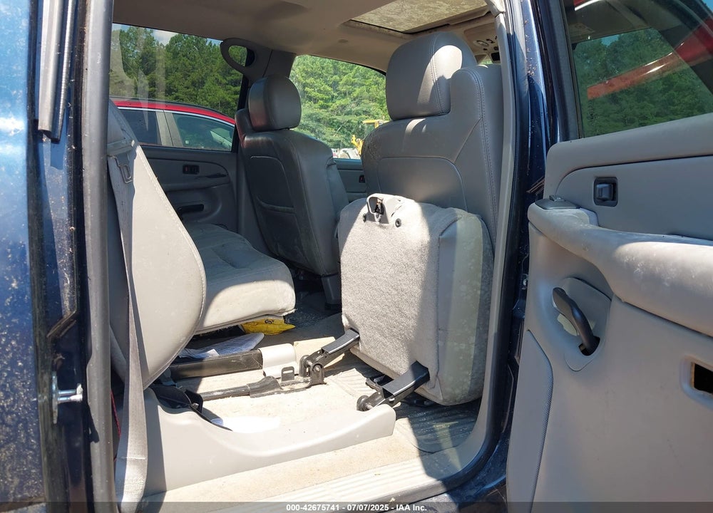 2005 GMC SIERRA 1500HD VIN: 1GTGK13UX5F889424