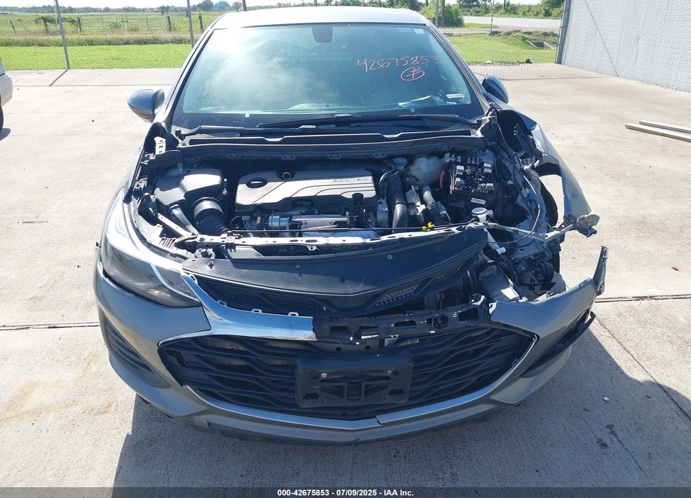2019 CHEVROLET CRUZE VIN: 1G1BE5SM5K7125635