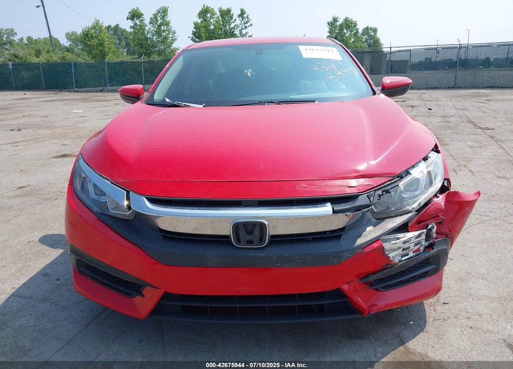 2018 HONDA CIVIC VIN: 2HGFC2F5XJH533715