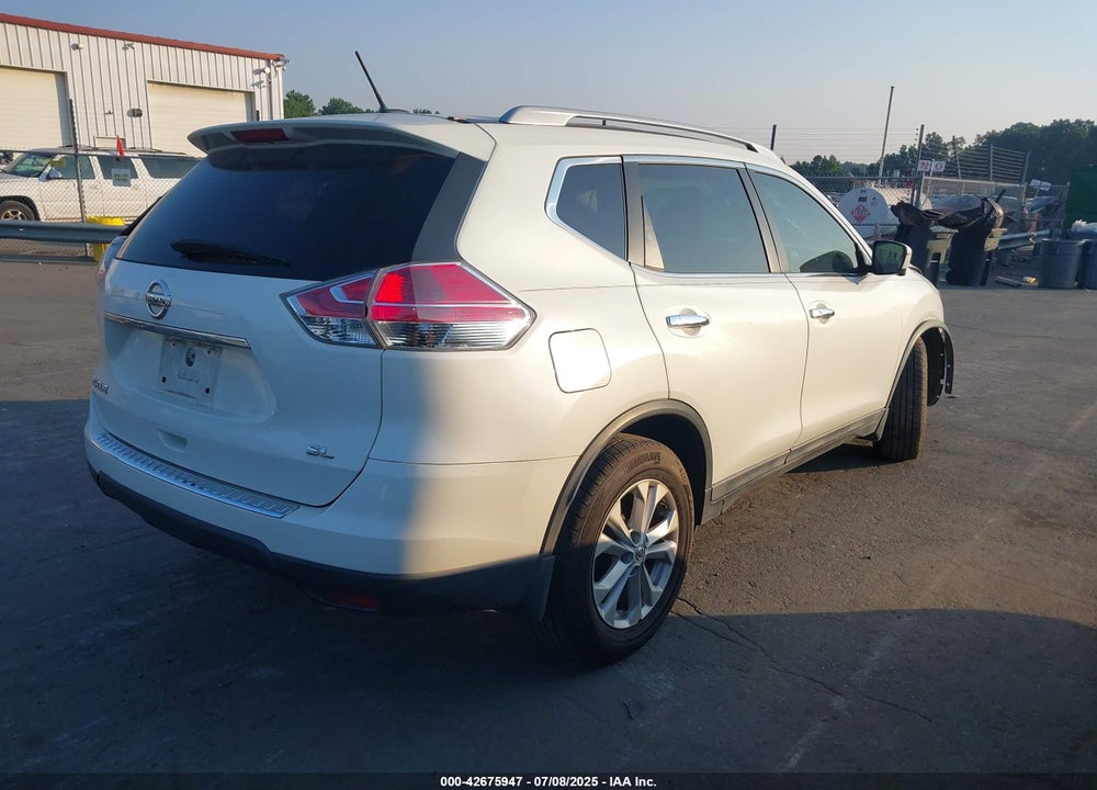 2015 NISSAN ROGUE SL VIN: 5N1AT2MT8FC922126