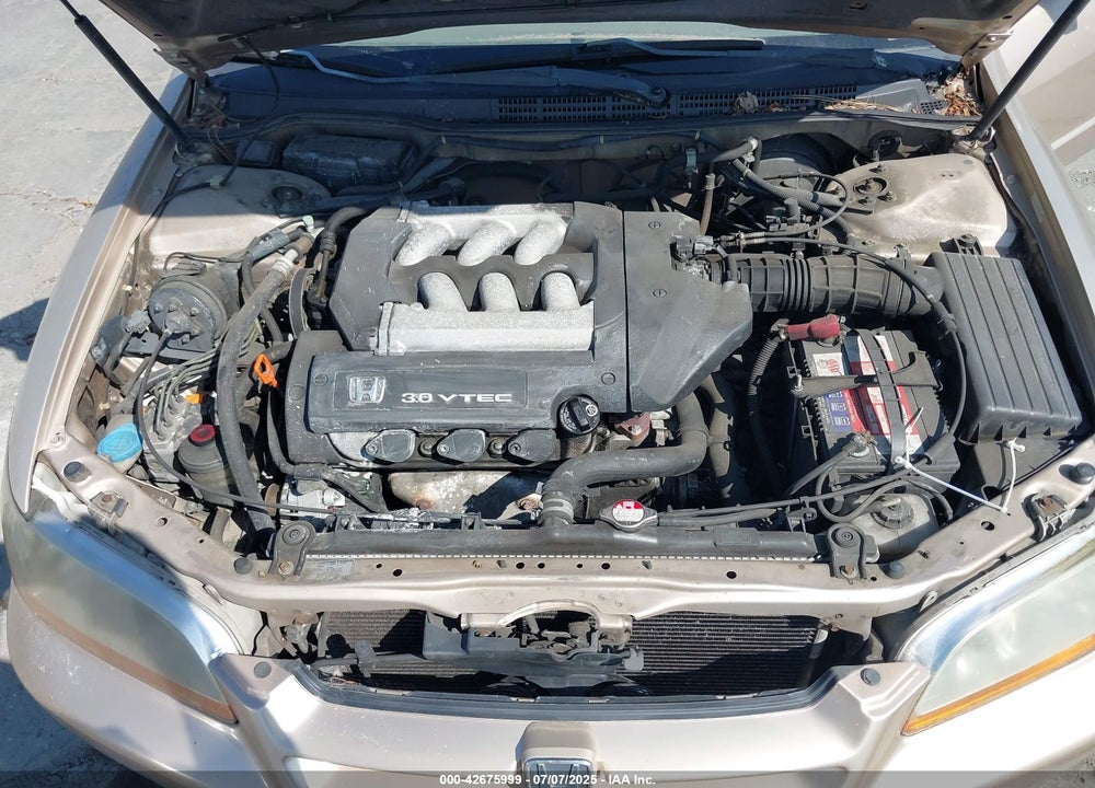 2000 HONDA ACCORD 3.0 EX VIN: 1HGCG1652YA063870