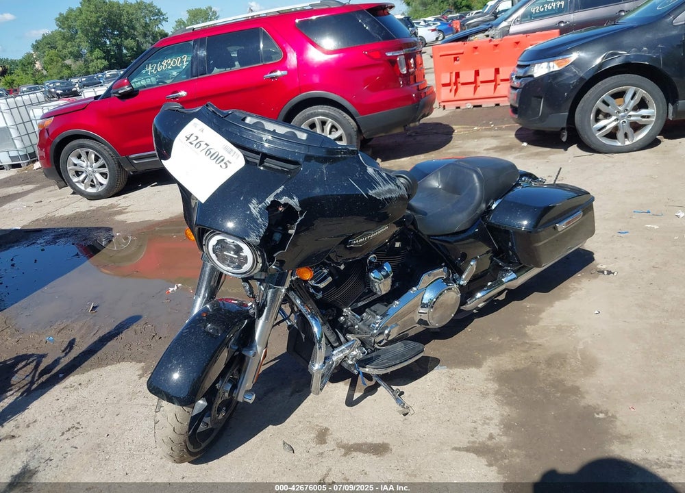 2023 HARLEY-DAVIDSON FLHX VIN: 1HD1KBC16PB642010