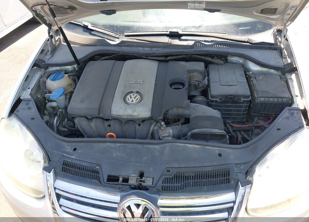 2008 VOLKSWAGEN JETTA VIN: 3VWHM71K58M064797