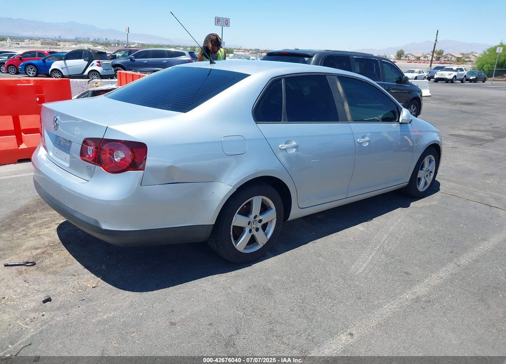 2008 VOLKSWAGEN JETTA VIN: 3VWHM71K58M064797