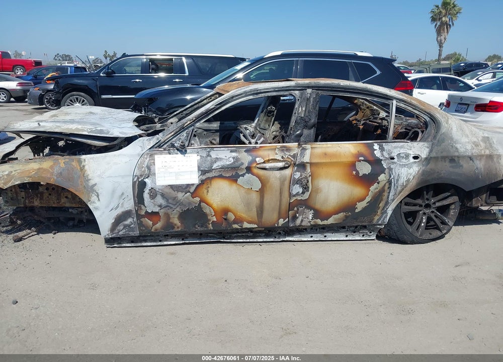 2018 BMW 3 SERIES VIN: WBA8B9G5XJNU96994
