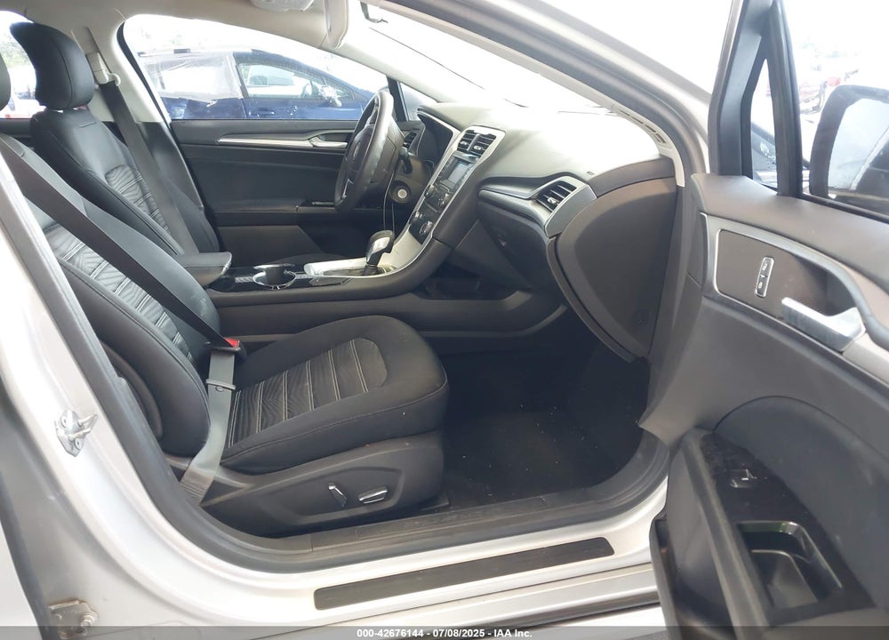 2016 FORD FUSION VIN: 3FA6P0H71GR262181