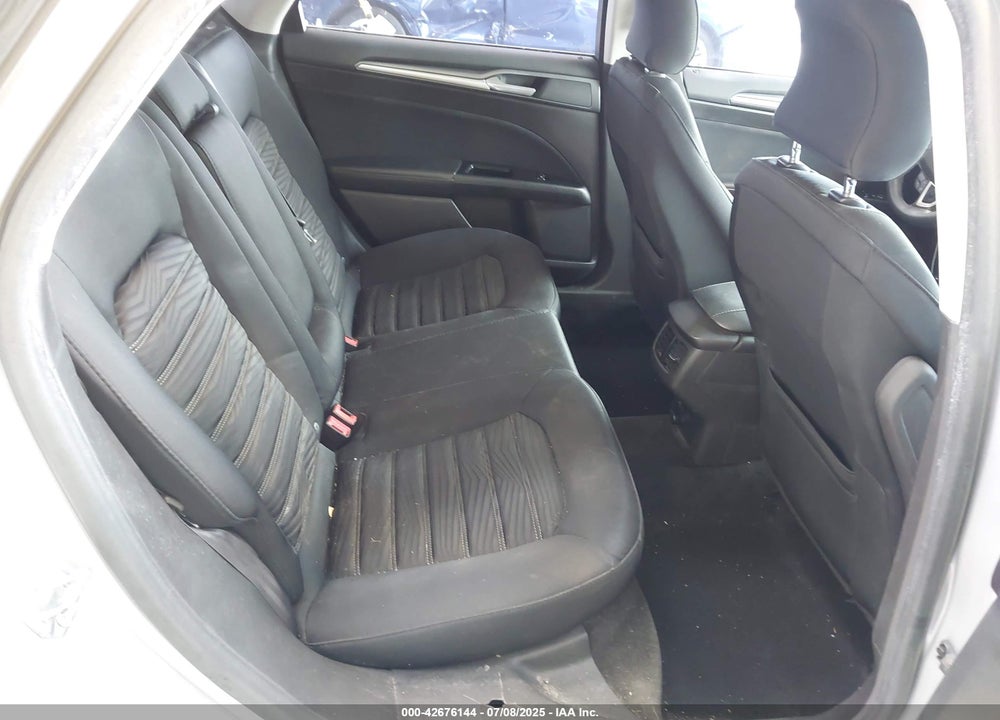 2016 FORD FUSION VIN: 3FA6P0H71GR262181