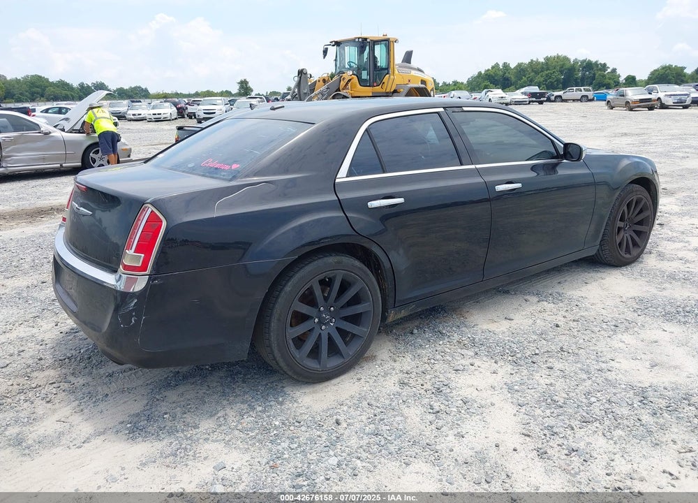 2011 CHRYSLER 300C VIN: 2C3CA6CT9BH598515