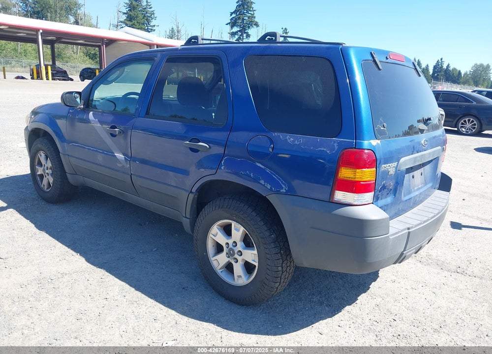 2007 FORD ESCAPE VIN: 1FMYU93127KA10037