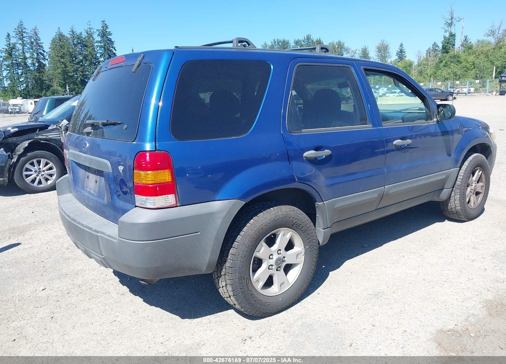 2007 FORD ESCAPE VIN: 1FMYU93127KA10037