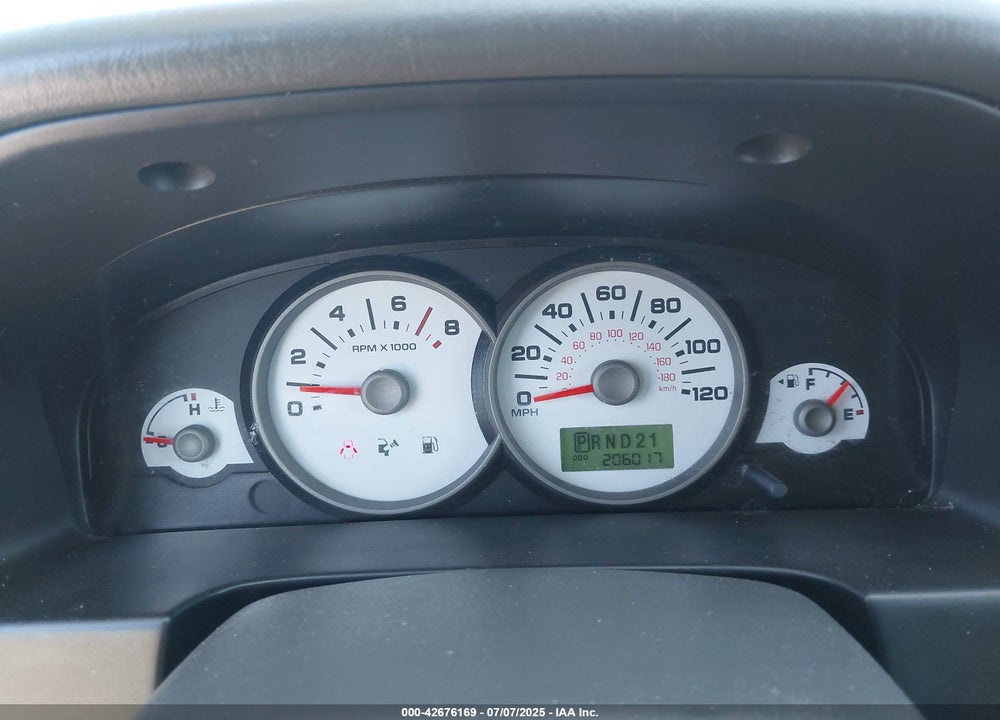 2007 FORD ESCAPE VIN: 1FMYU93127KA10037