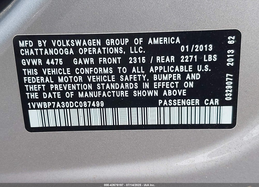 2013 VOLKSWAGEN PASSAT VIN: 1VWBP7A30DC087499