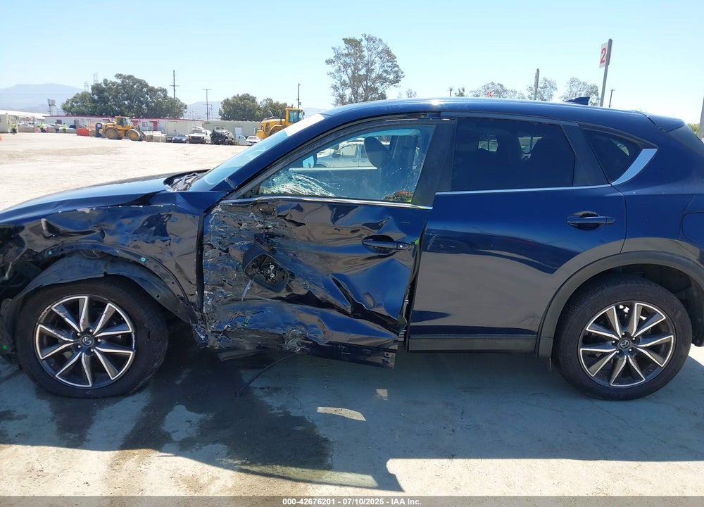 2018 MAZDA CX-5 VIN: JM3KFACMXJ1370130