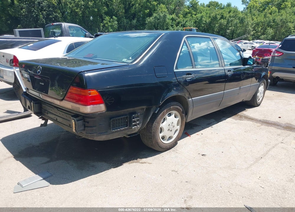1995 MERCEDES-BENZ S 500 VIN: WDBGA51E1SA220942