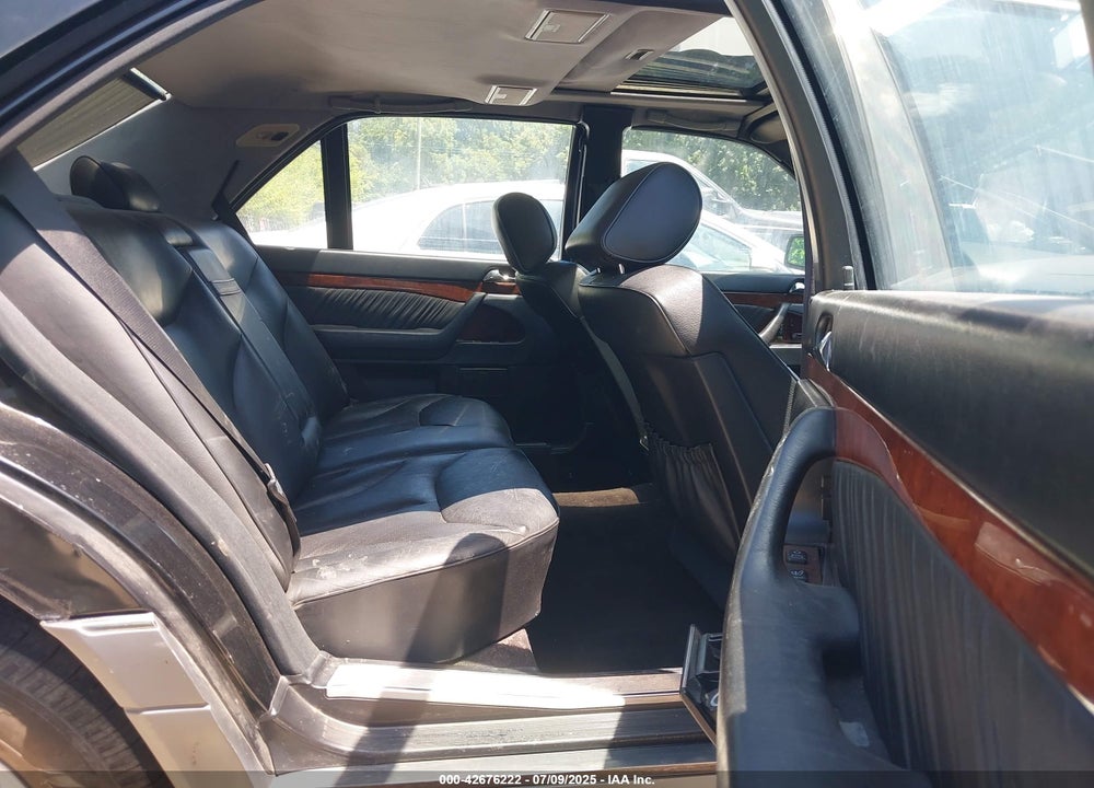 1995 MERCEDES-BENZ S 500 VIN: WDBGA51E1SA220942