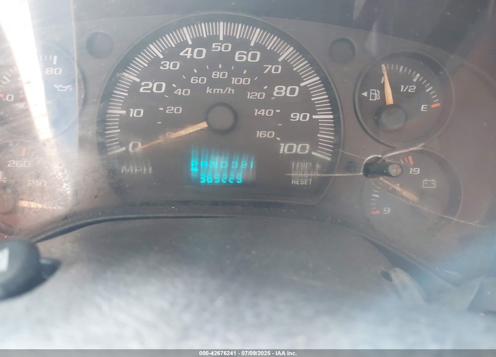 2006 CHEVROLET EXPRESS 2500 VIN: 1GCFG15X561131770