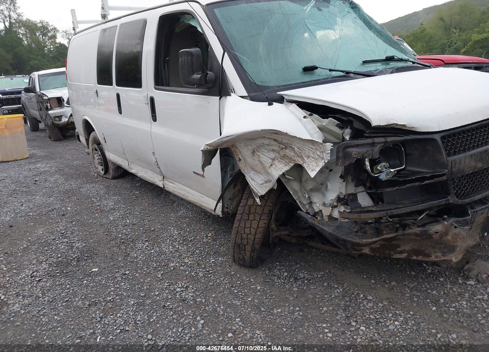 2017 CHEVROLET EXPRESS 2500 WORK VAN VIN: 1GCWGAF18H1231102