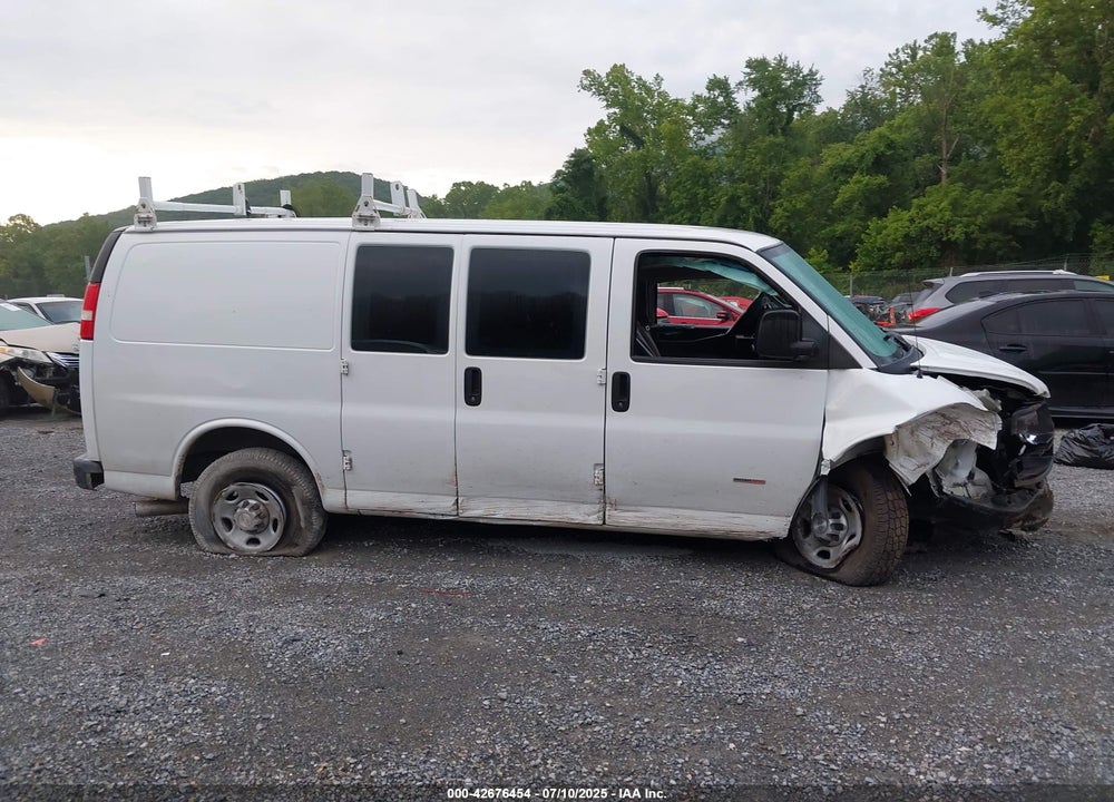2017 CHEVROLET EXPRESS 2500 WORK VAN VIN: 1GCWGAF18H1231102