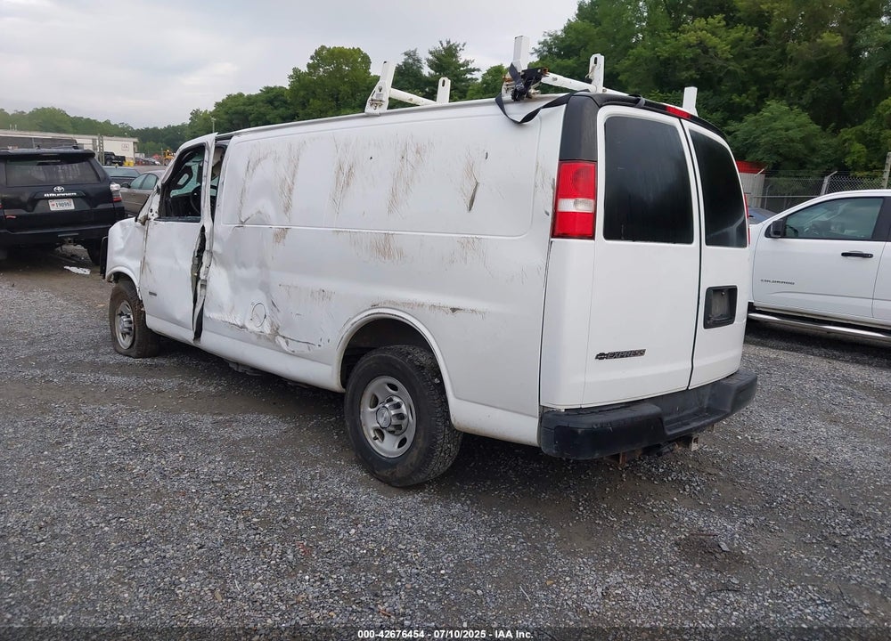 2017 CHEVROLET EXPRESS 2500 WORK VAN VIN: 1GCWGAF18H1231102