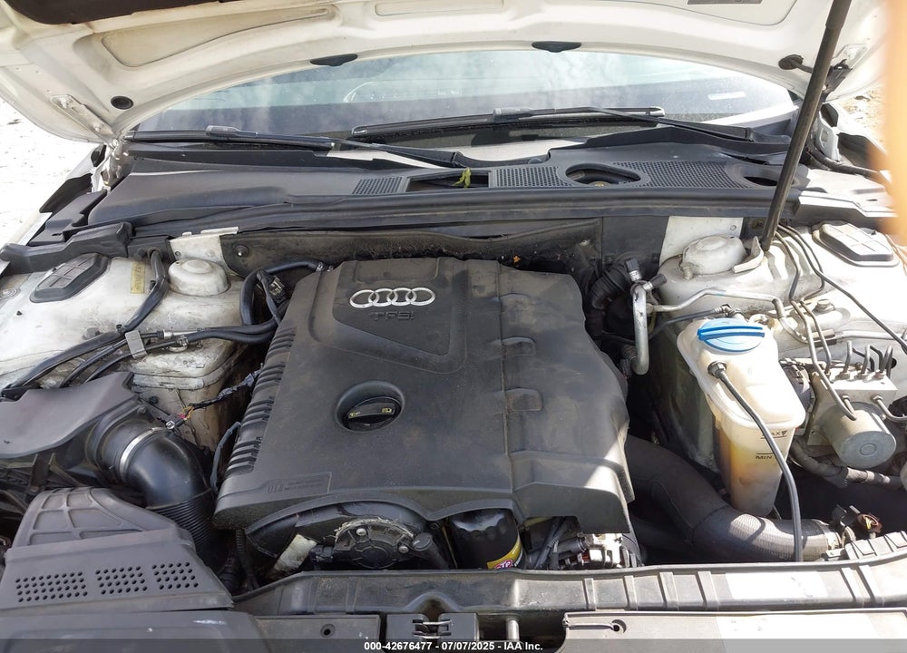 2014 AUDI A4 VIN: WAUBFAFLXEN002358