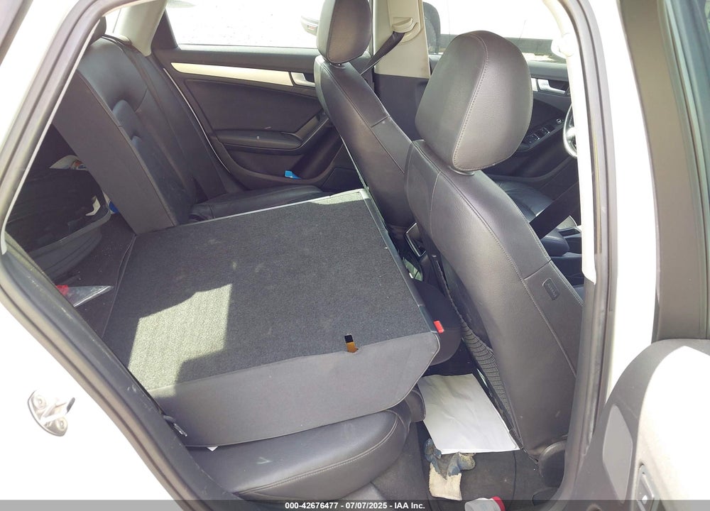 2014 AUDI A4 VIN: WAUBFAFLXEN002358