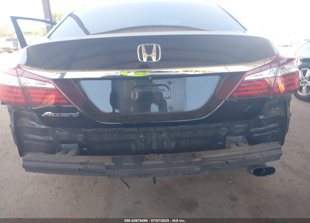2016 HONDA ACCORD VIN: 1HGCR2F34GA212938