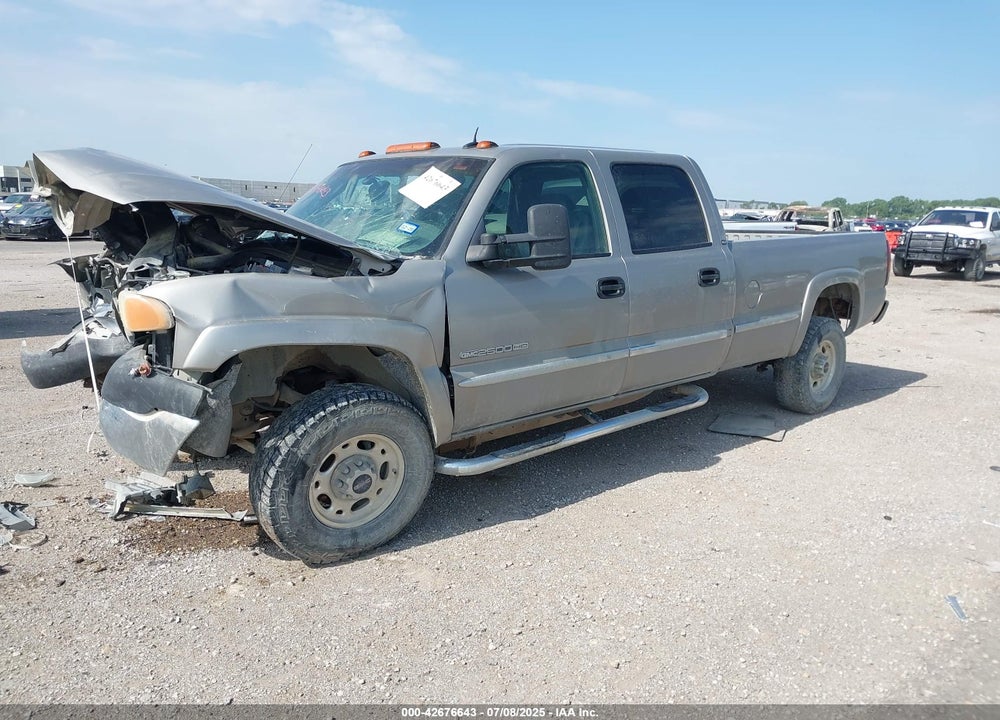2002 GMC SIERRA 2500HD SL VIN: 1GTHC23U72F248055