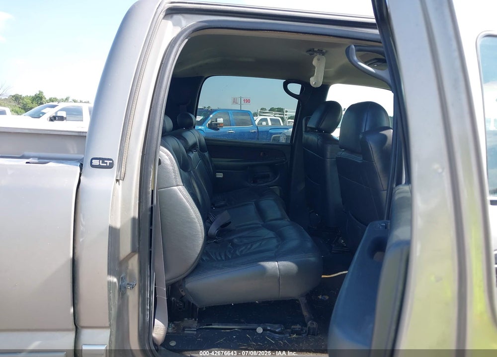 2002 GMC SIERRA 2500HD SL VIN: 1GTHC23U72F248055
