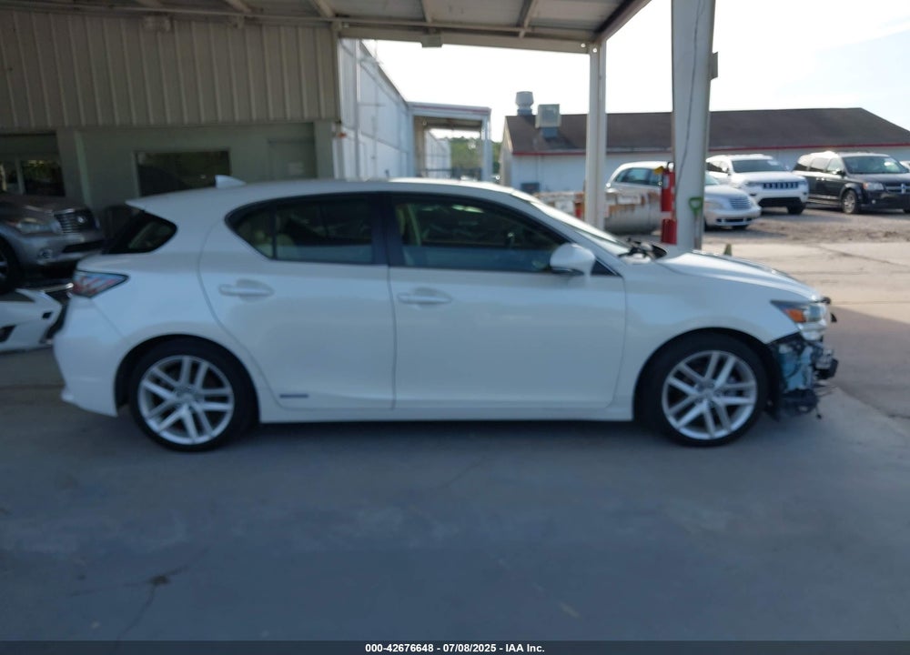 2014 LEXUS CT 200H VIN: JTHKD5BH9E2177573