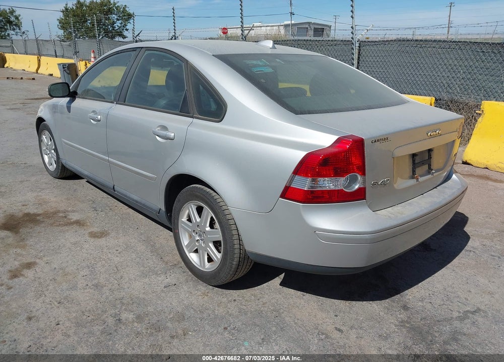 2007 VOLVO S40 2.4I VIN: YV1MS382672281166