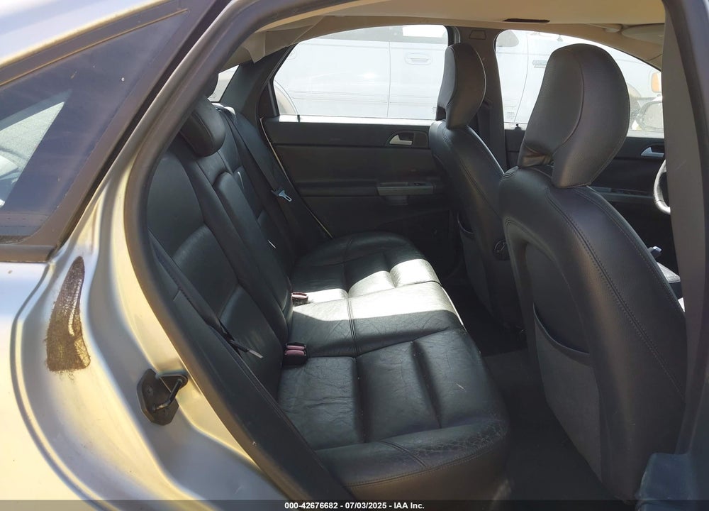 2007 VOLVO S40 2.4I VIN: YV1MS382672281166
