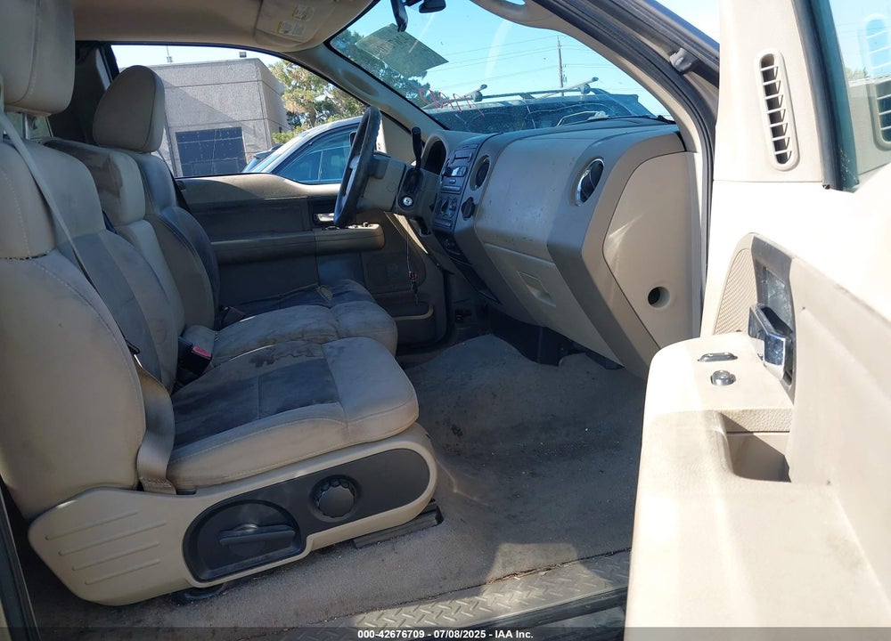 2005 FORD F-150 VIN: 1FTRX12W65NA62202
