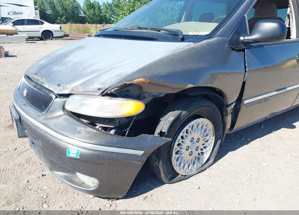 1997 CHRYSLER TOWN & COUNTRY LX VIN: 1C4GT54L3VB427790