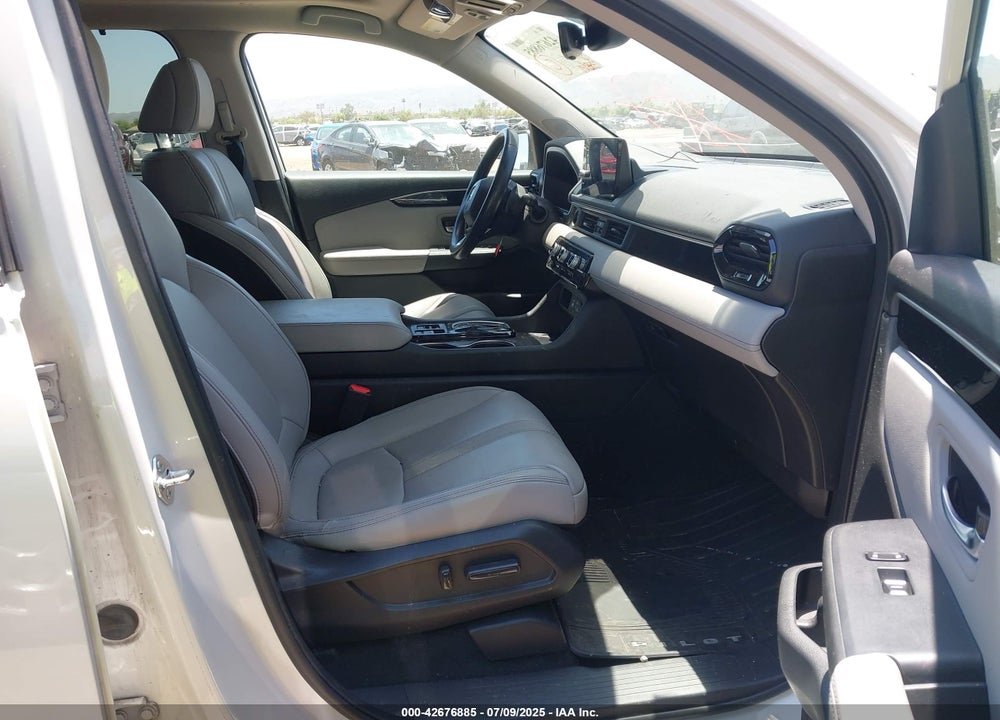 2023 HONDA PILOT 2WD TOURING VIN: 5FNYG2H70PB002497