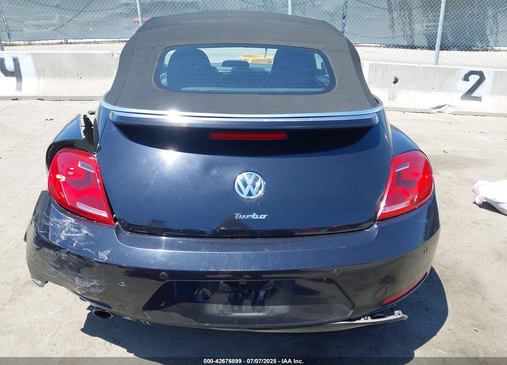 2013 VOLKSWAGEN BEETLE VIN: 3VW7A7AT4DM811815