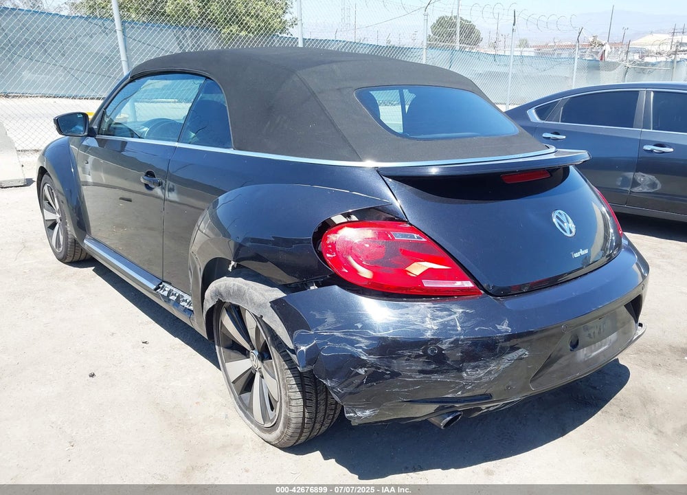 2013 VOLKSWAGEN BEETLE VIN: 3VW7A7AT4DM811815